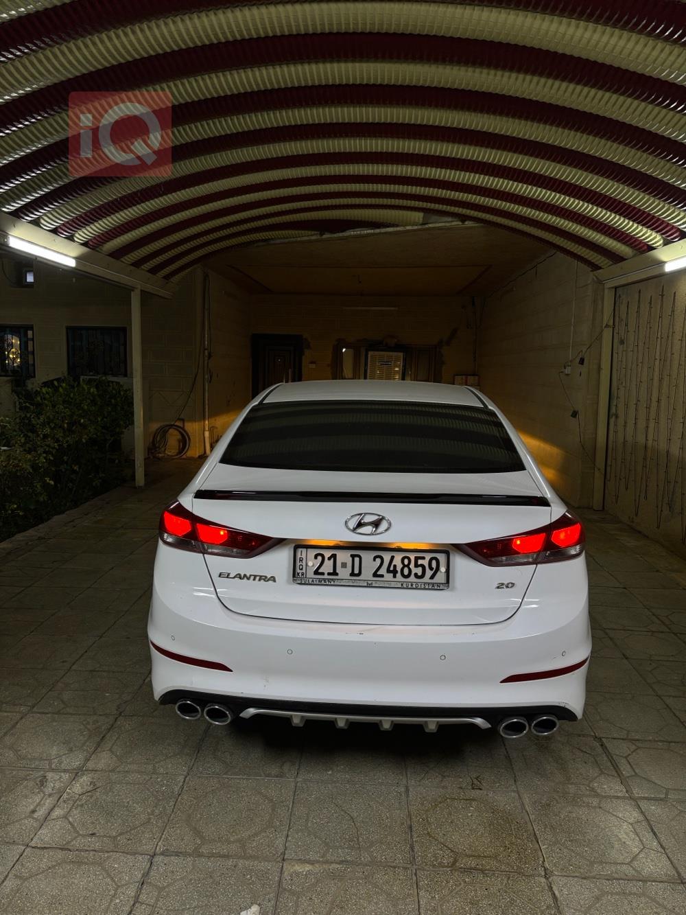 Hyundai Elantra